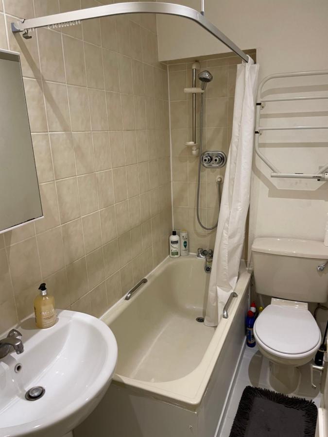 Double Room With Garden View Londra Dış mekan fotoğraf